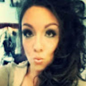 Meet your Posher, Lizzee